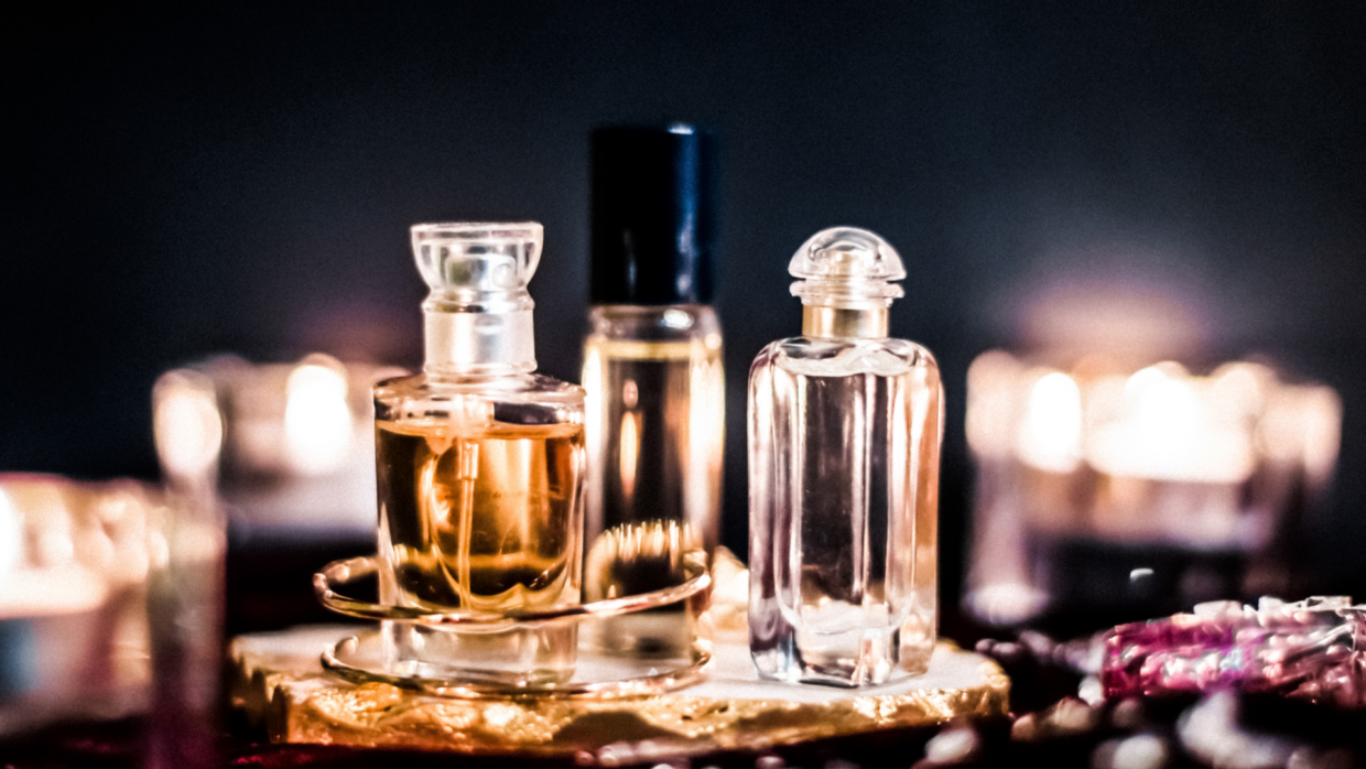 Perfumy na prezent. Jak wybrać zapach, który się spodoba?