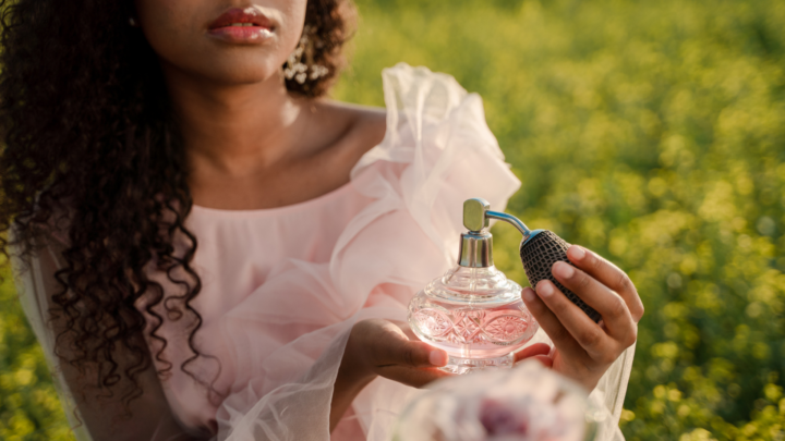 Sprawdzone perfumerie online oferujące perfumy nalewane - po czym je rozpoznać?
